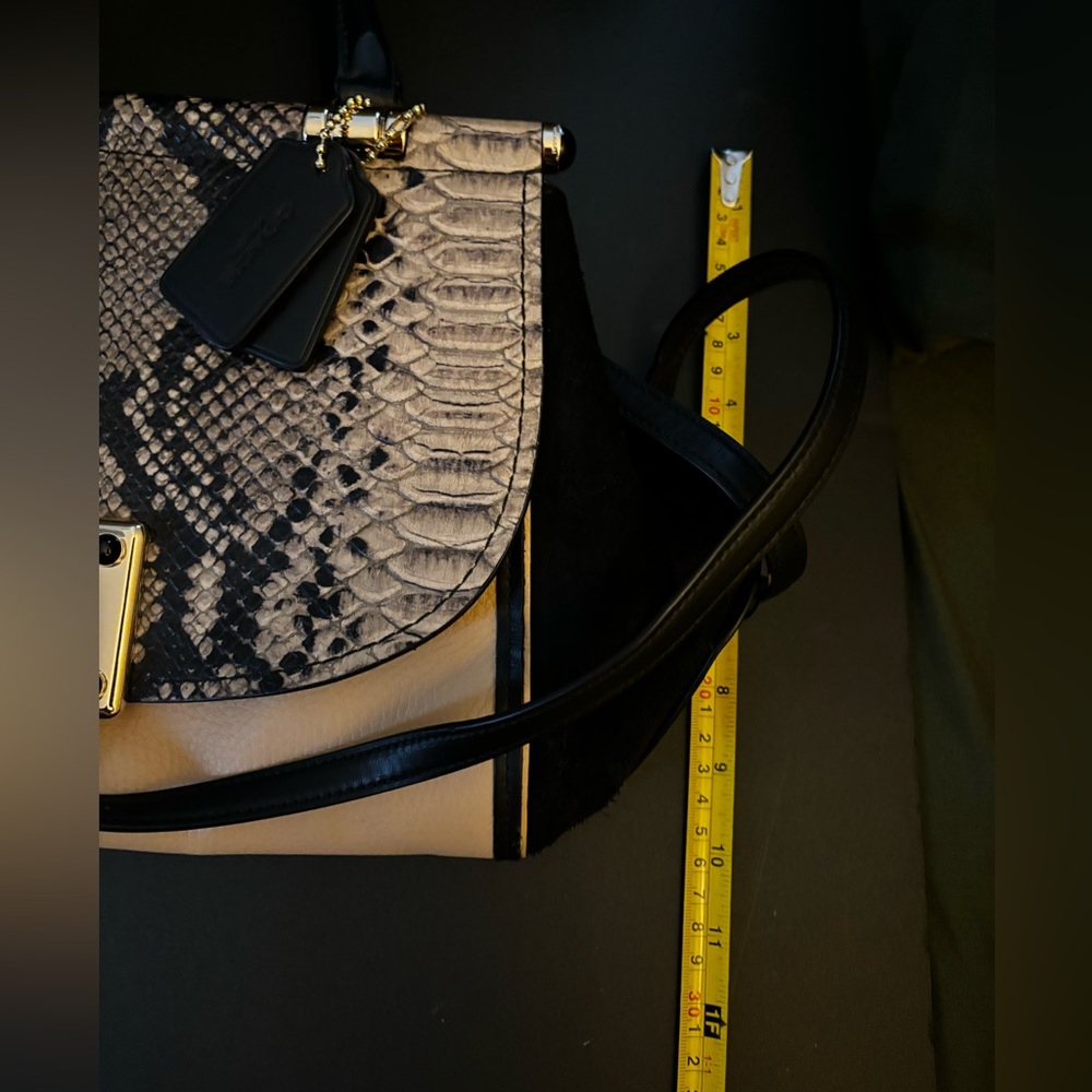 Gorgeous!! Coach Bag With Python Trim! Multiple M… - image 6